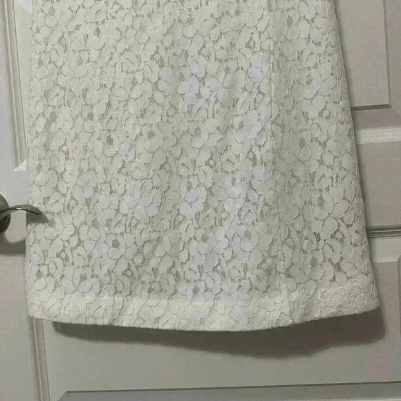 Kenneth Cole Reaction White Lace With  Underlay Mini Dress Sheath Size 2 - Picture 3 of 6